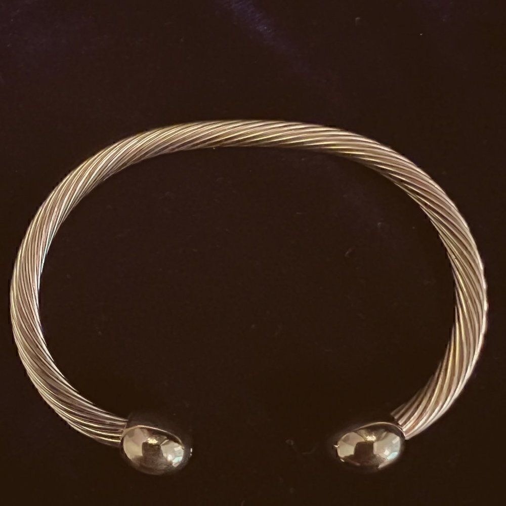 Gold Twist Cuff Bracelet 